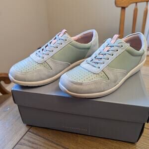 Vionic Karigan Women's Sage Nubuck Sneakers 6.5M